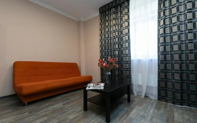 Квартира Этажидейли евродвушка с балконом