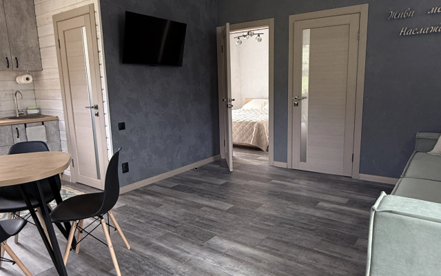 Шале с террасой в горах