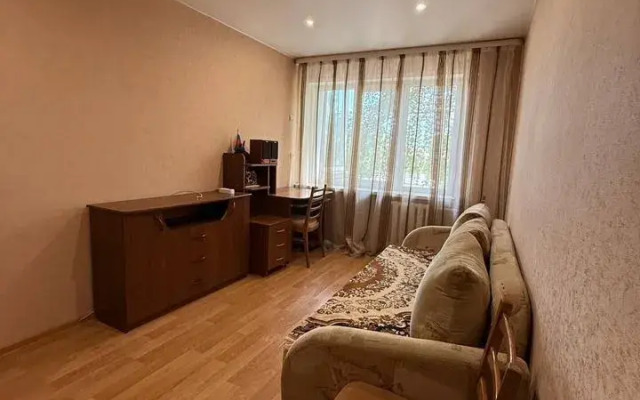 Квартира двухкомнатная 1-й микрорайон ГПЗ-23 20