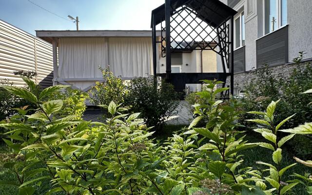 Leto Hotel