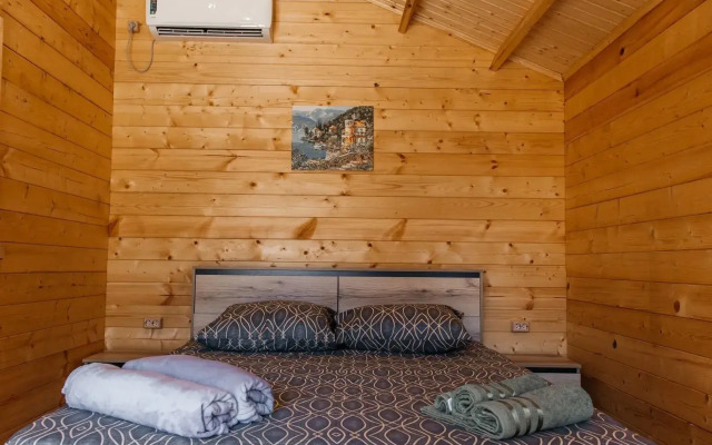 Na Baze Otdykha Bronau Trio Bungalow