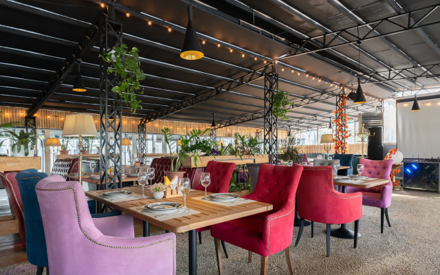 Congress Hotel Business Park Kartmazovo