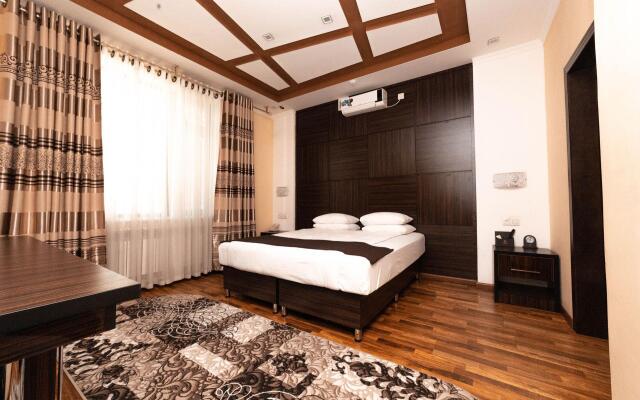 Asmald Palace Hotel