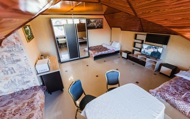 Atlas Hotel	