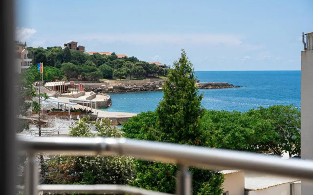 Saray Apartments