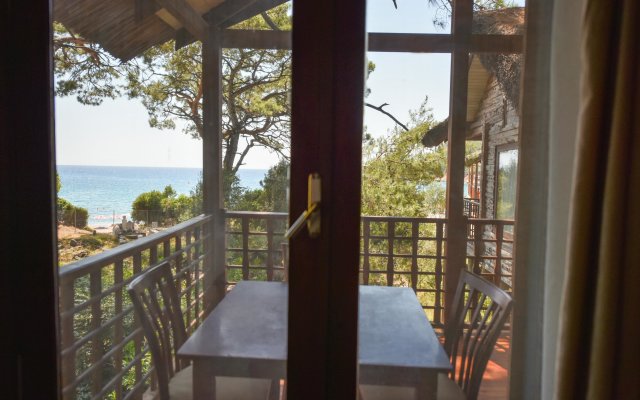 Sea Valley Lodge