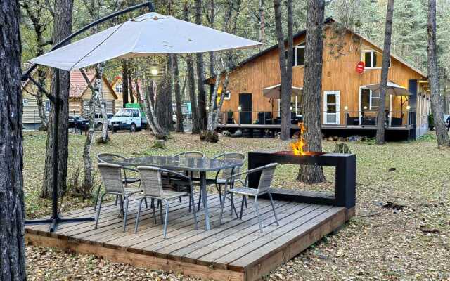 База отдыха Forest Cottage (Форест Коттедж)