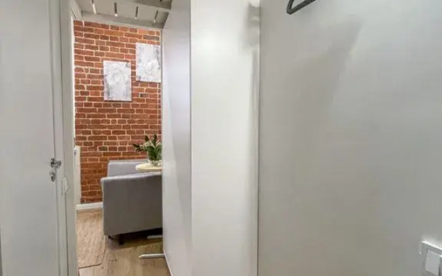 U metro Apartments
