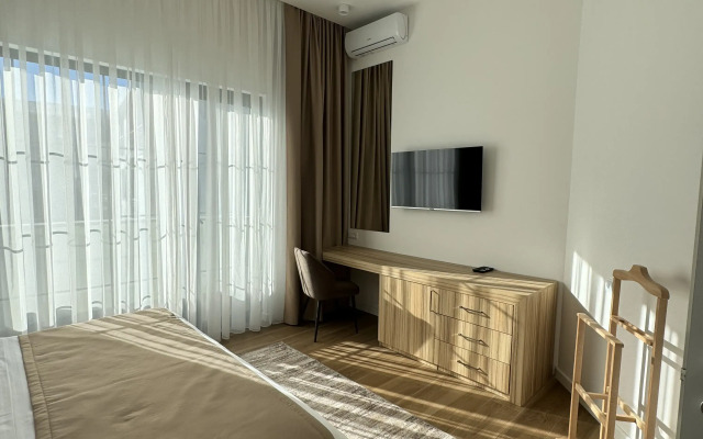 Hotel Ser In Hotel
