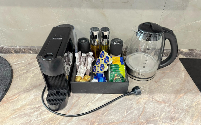 inSochi v samom centre Sochi na Navaginskoj N338 Apartments