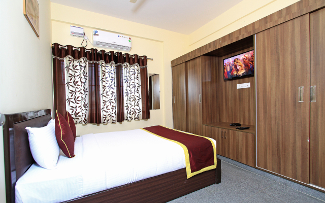 Tranzotel Bangalore Airport Guest House