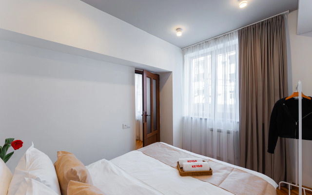 KeyGo #0120, 1 Bedroom, Near The Opera House Apartments