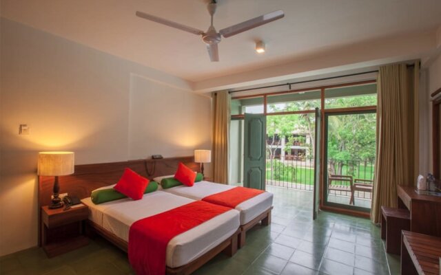 Fresco Water Villa Hotel