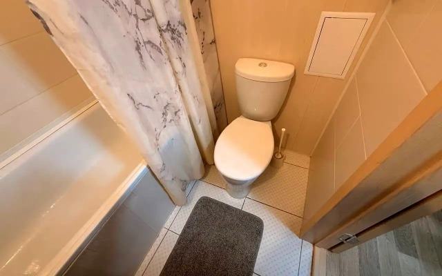 Квартира GoldApart Академика Макеева 20