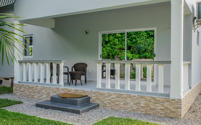Island Charm Of Praslin Villa