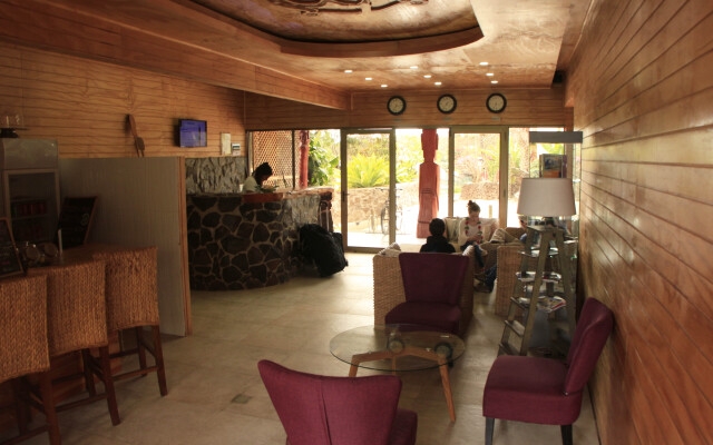 Отель Easter Island Eco Lodge