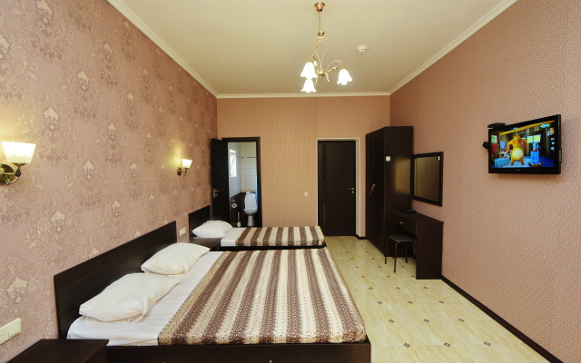 Ahilles Palas Guest house