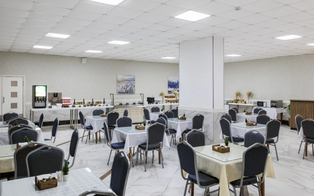 Hotel Pansionat Akvamarin