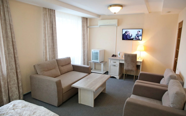 Turist Hotel