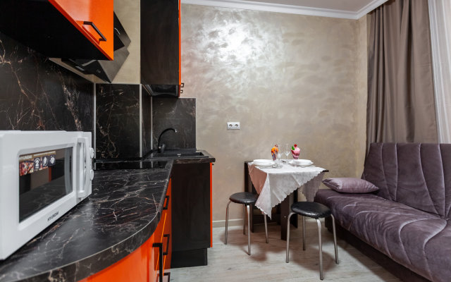 Uyutnaya dlya 4 gostey ryadom s parkom Yuzhnoy kul'tury Flat