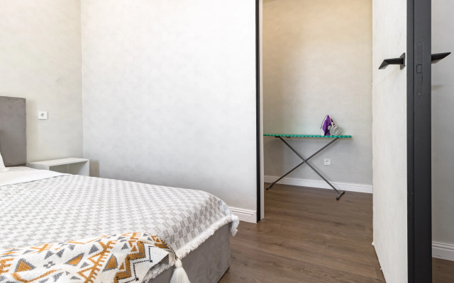 Aruna Deluxe Apartment Flat
