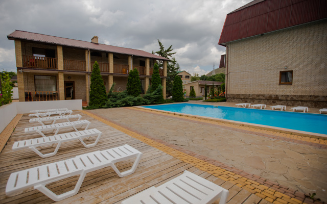 Usad'ba Zolotyie Vorota Hotel