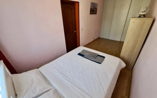 Квартира Уютная двухкомнатная на Усачева