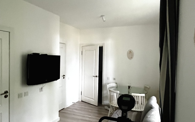 Semeynaya s Saunoy Flat