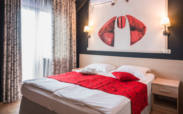 Argo Hotel
