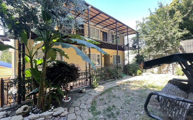 2-Kh Komnatnaya v Tsentre Goroda Flat