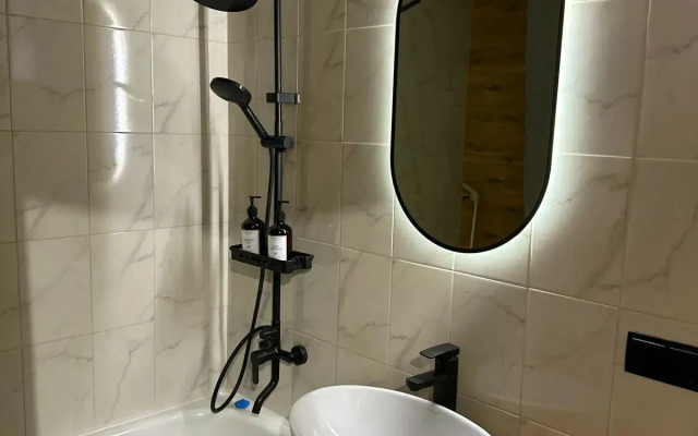 Dvukhkomnatnaya Lyuks Na Zelenoy 7a Flat