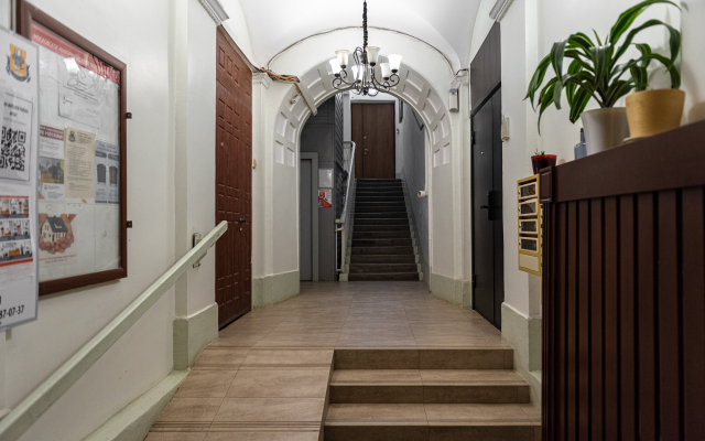 Flat Inn v tsentre Arbata na Malom Nikolopeskovskom pereulke Apartments