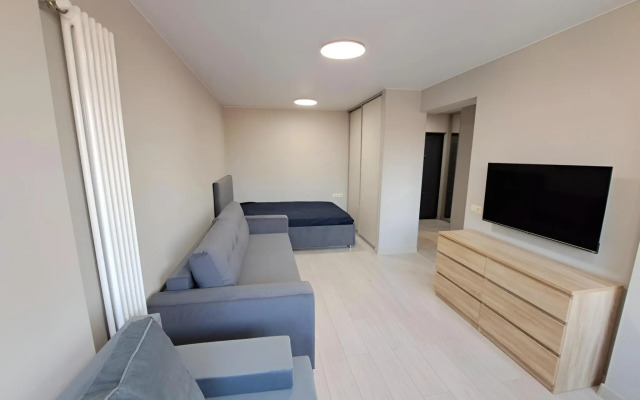 Uyutnaya Kvartira v Tsentre Adlera Flat