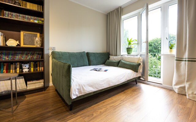 Na Rokossovskogo 12 Flat