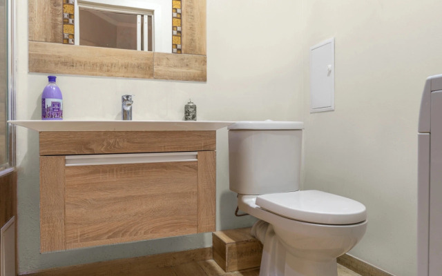 Апартаменты с Видом на Город Тутживут на Красной