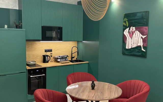 Uyutnaya Studiya ryadom s Morem , v Tsentre Gagry Flat