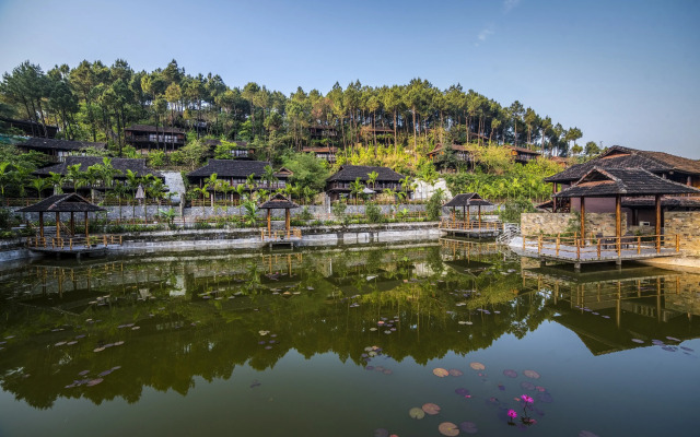 Sankofa Village Hill Resort and Spa Hotel