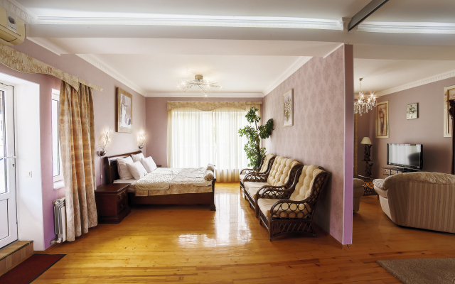 Snegiri Guest House