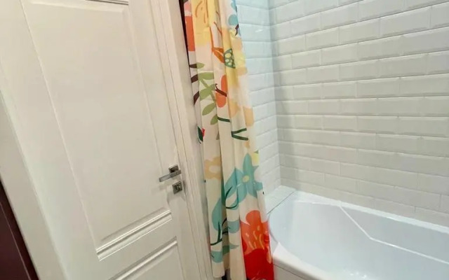 Na Bulvare Aleksandra Grina 2k1 Apartments