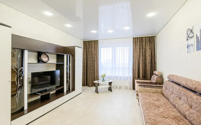 Апартаменты Stepanenkov на Большевистской 32 на 13 этаже