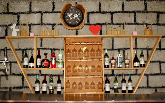 manushak Guest house
