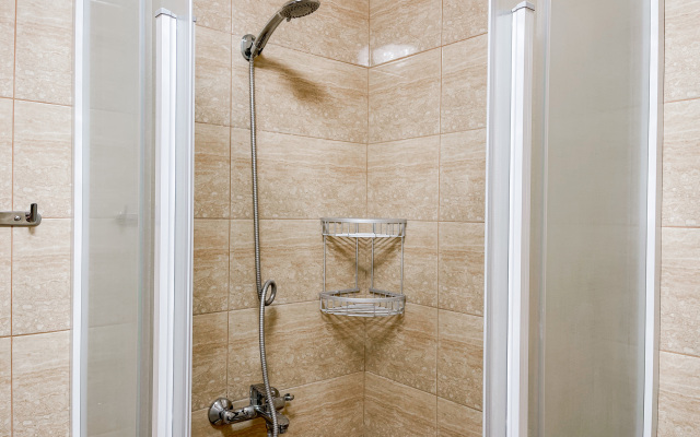 City Plaza Apartments