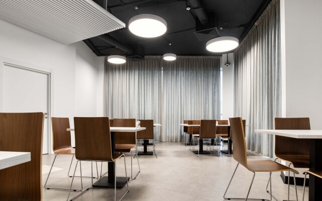 Planeta IQ Hotel