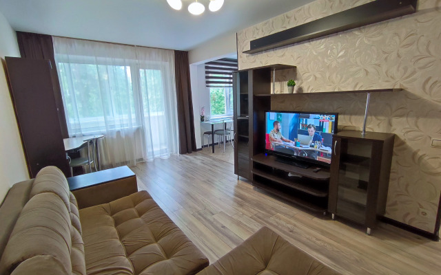 Dvukhkomnatnye V Samom Tsentre Vitebska Apartments