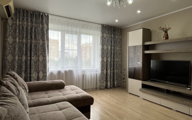 Broadway House Apartments