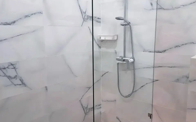 Flat Les I More V Zhivopisnom Rayone