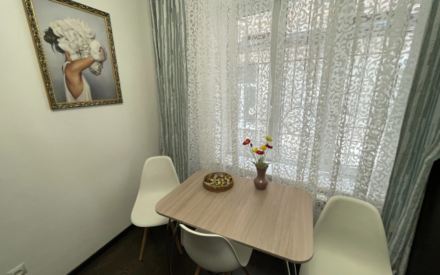 Квартира Уютная 2-х комнатная посуточно в самом центре Владикавказа