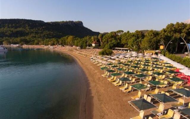 Ozkaymak Marina Hotel