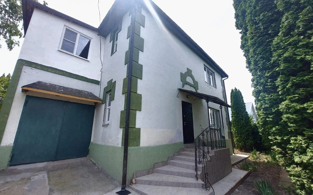 V Zheleznovodske Private House