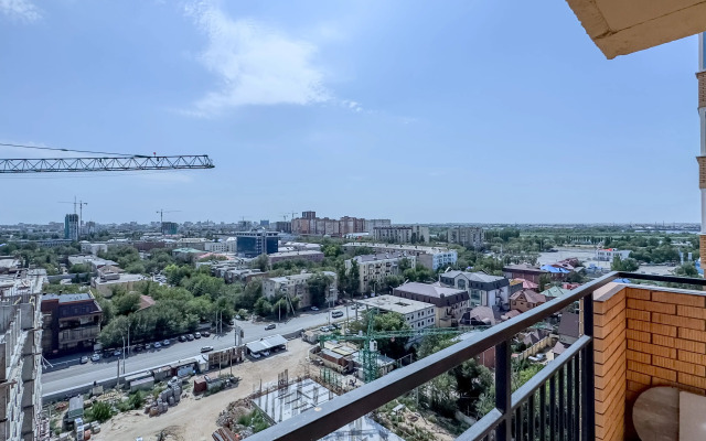 Квартира Green FOX с комфортом для троих в шаге от стадиона. Удобная кровать и диван